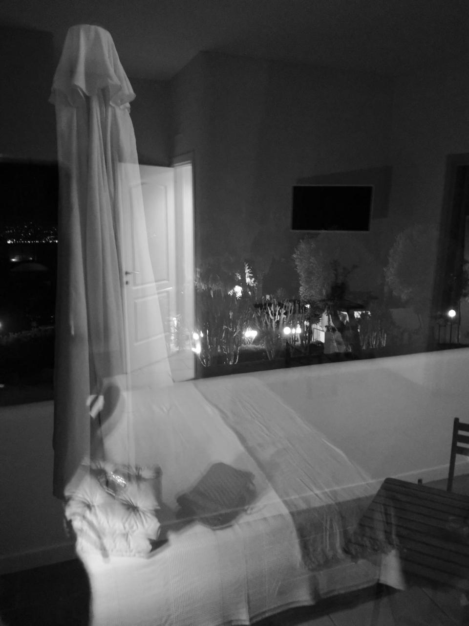 B&B Villa Rosalia โปรชิดา ภายนอก รูปภาพ